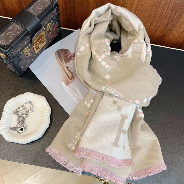 ブランドマフラー細部ディテール